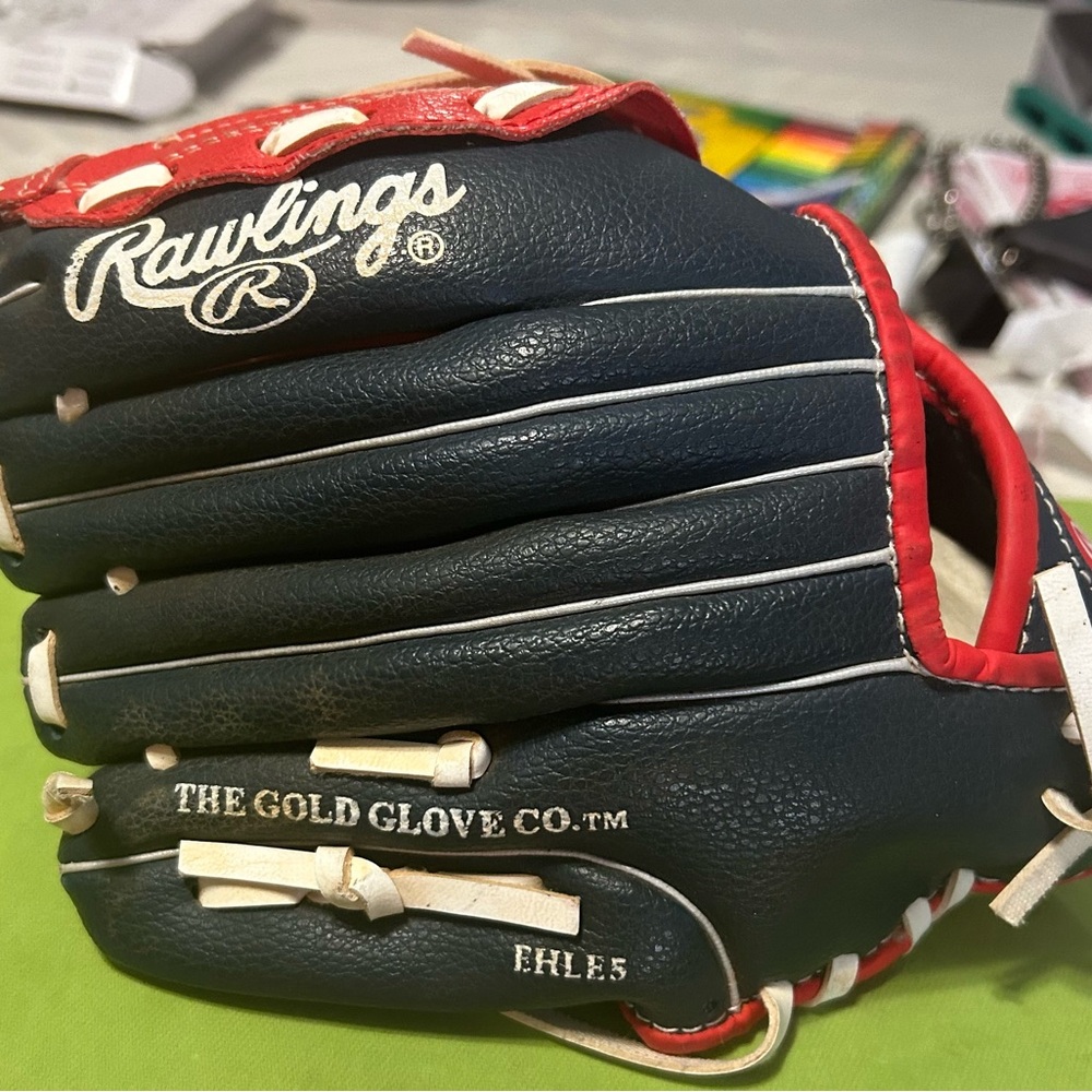 Rawlings Black and Red Baseball Glove 9.5
